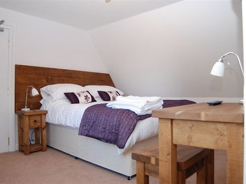 Old Riverview Guest House Earith Екстер'єр фото